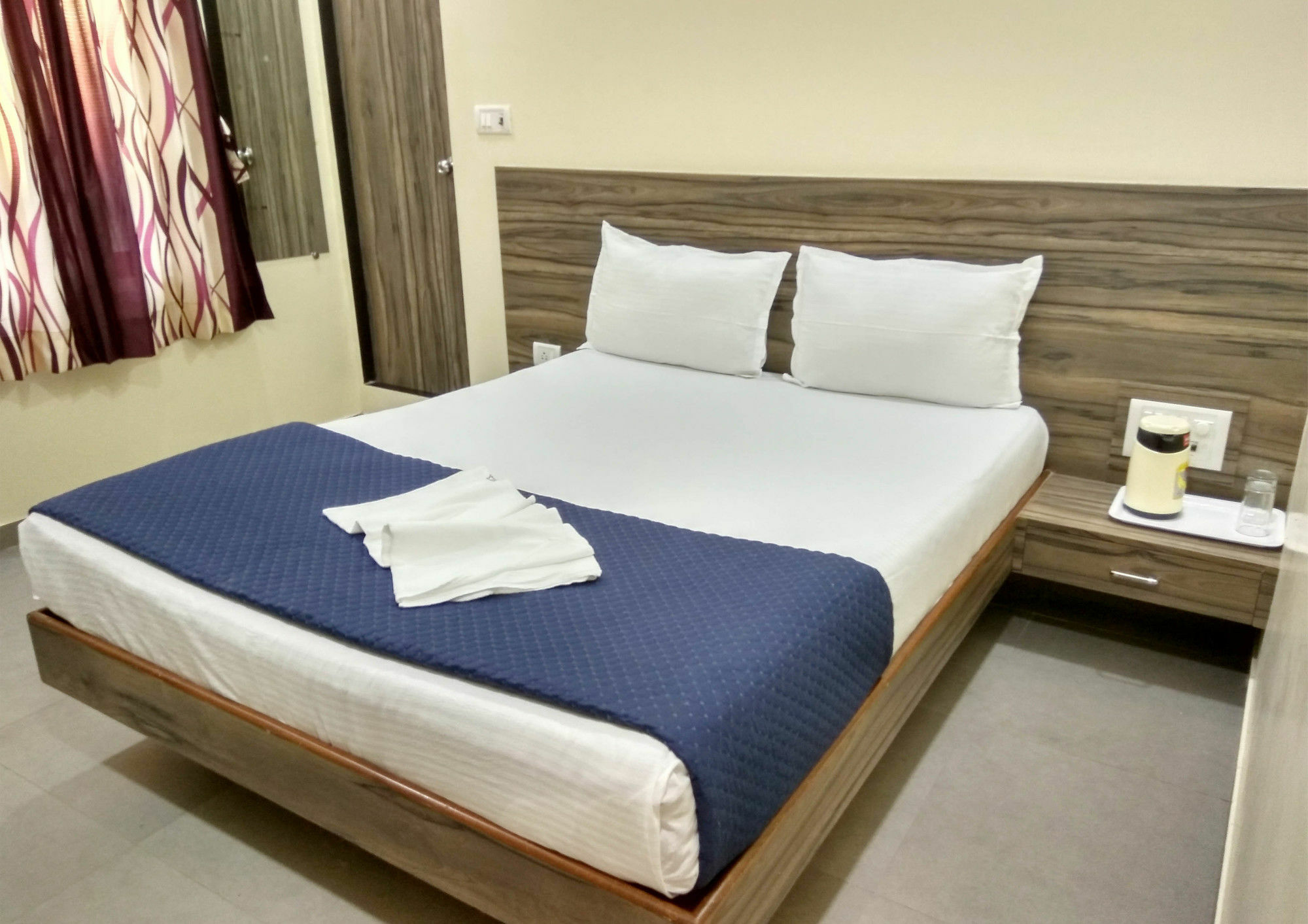 Hotel Terminus Square Kurla Exterior foto